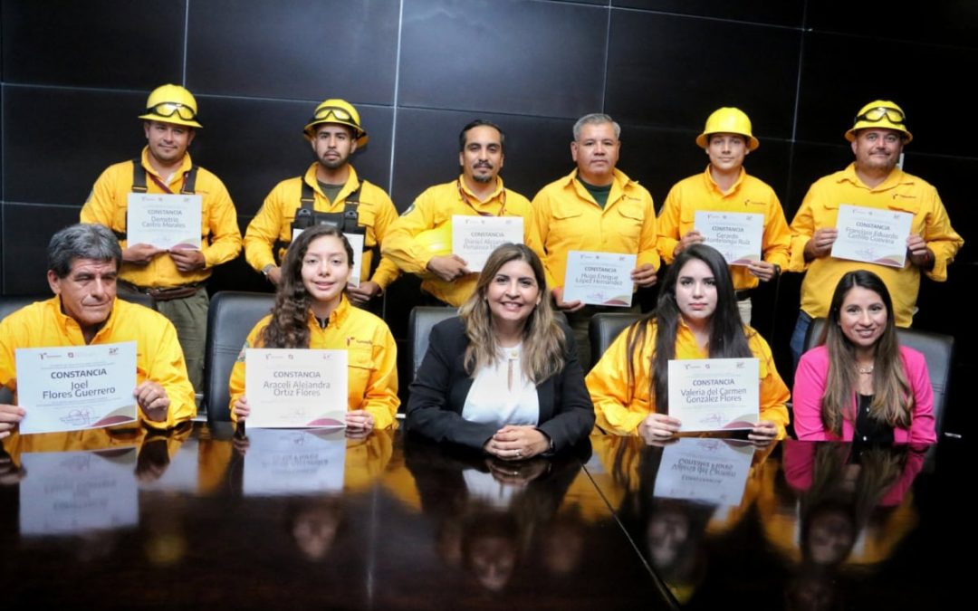 RECONOCE SEDUMA VALOR Y DEDICACIÓN DE BRIGADISTAS POR COMBATE A INCENDIO FORESTAL