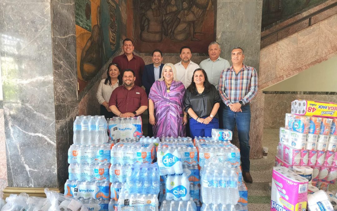 DONA SECRETARÍA DE FINANZAS APOYOS ALIMENTARIOS A FAMILIAS AFECTADAS POR LLUVIAS