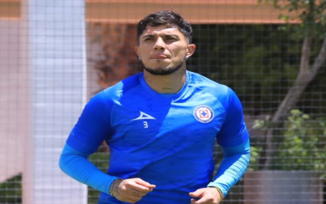 Anuncia Cruz Azul la salida de Carlos Salcedo