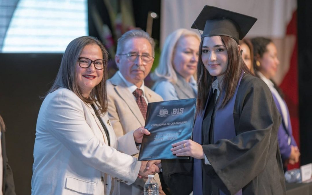 TIENE TAMAULIPAS NUEVOS LICENCIADOS E INGENIEROS EGRESADOS DE LA UNIVERSIDAD POLITÉCNICA DE VICTORIA