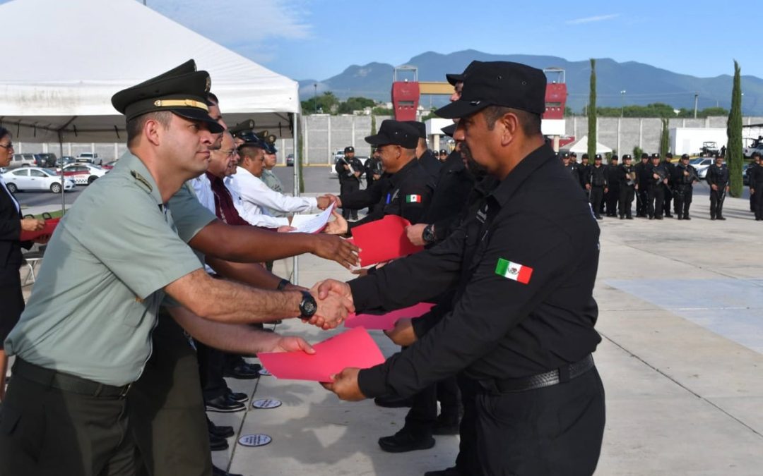 ENTREGA SSPT CONSTANCIAS A EGRESADOS DEL CURSO DE ANÁLISIS Y PROCESAMIENTO DEL LUGAR DE LOS HECHOS