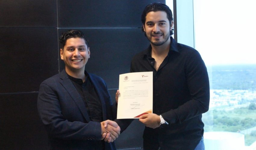 ENTREGA SECRETARIO DEL TRABAJO GERARDO ILLOLDI NOMBRAMIENTO A NUEVO DIRECTOR DEL INJUVE EN TAMAULIPAS