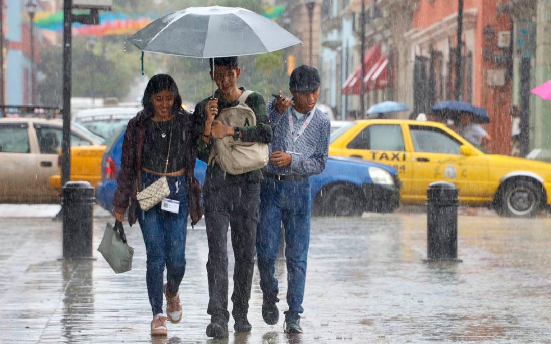 ‘Kristy’ se intensifica a huracán de categoría 1 con pronóstico de fuertes lluvias en el país
