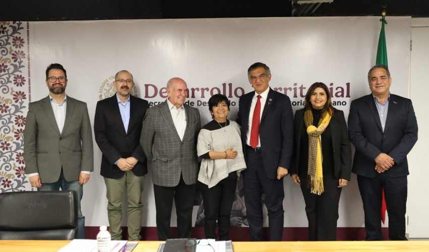 Acuerdan gobernador y Sedatu fortalecer regularización de tenencia de la tierra