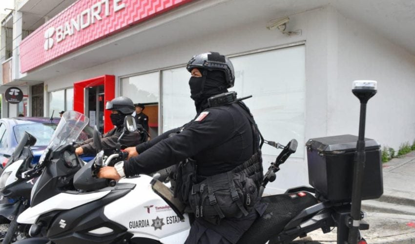 Guardia Estatal proporciona seguridad en cajeros durante Buen Fin 2024