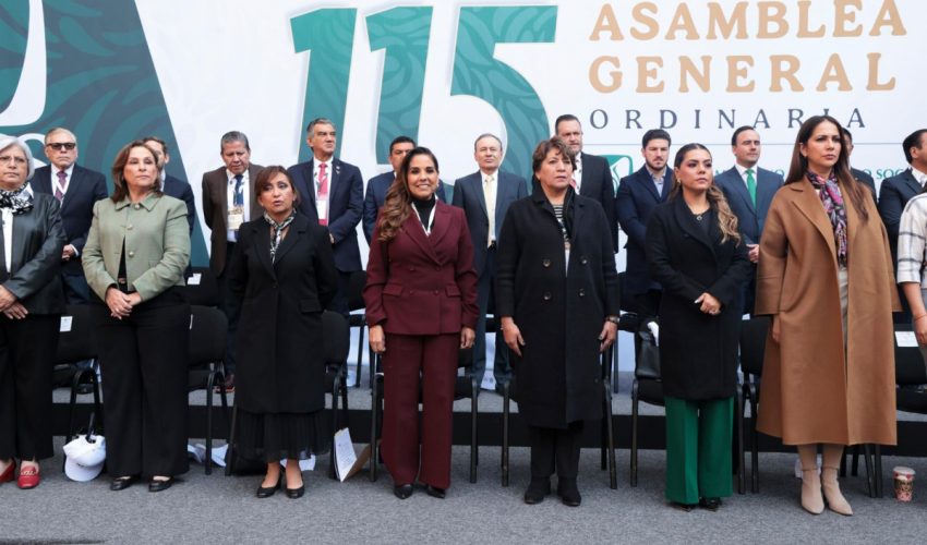 Participa gobernador Américo Villarreal en la Asamblea General Ordinaria del IMSS