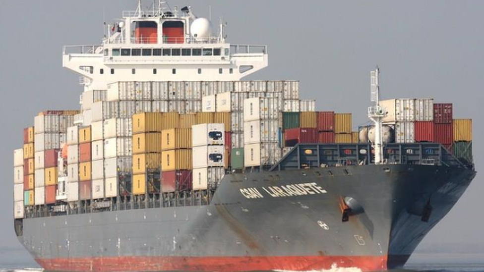 HR: Si se imponen aranceles se estancaría el PIB  Sin aranceles firmados y plazos definidos, firmas descartan revisar sus pronósticos de crecimiento.