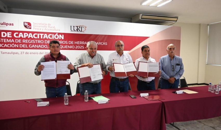 Firman convenio para revalidación de registros de fierros y marcas de identificación del ganado en Tamaulipas