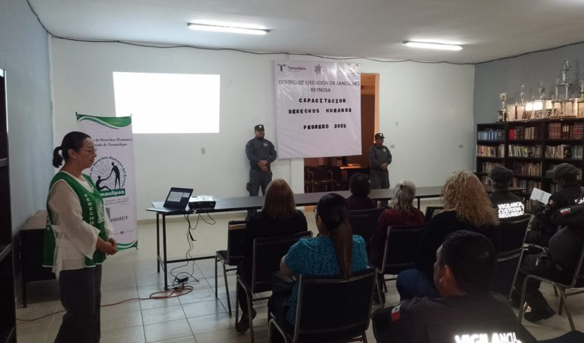 Recibe CEDES  capacitación en materia de derechos humanos