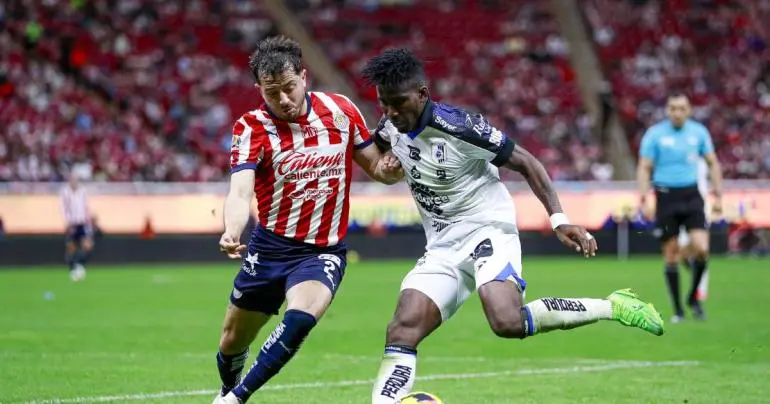 Chivas deja escapar la victoria ante Querétaro