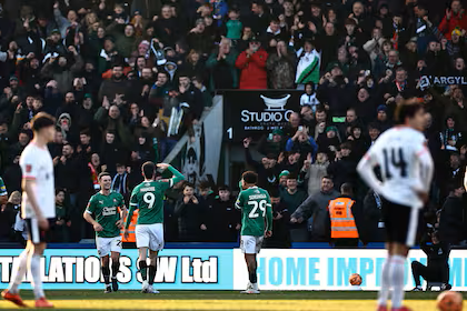 Liverpool, fuera de la FA Cup, ¿con ventaja en Premier y Champions?
