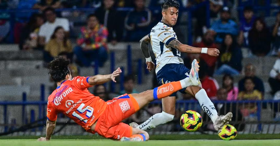 Pumas compone una mala actuación con gol de último minuto